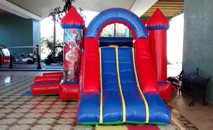 Castillo Spiderman vista 02