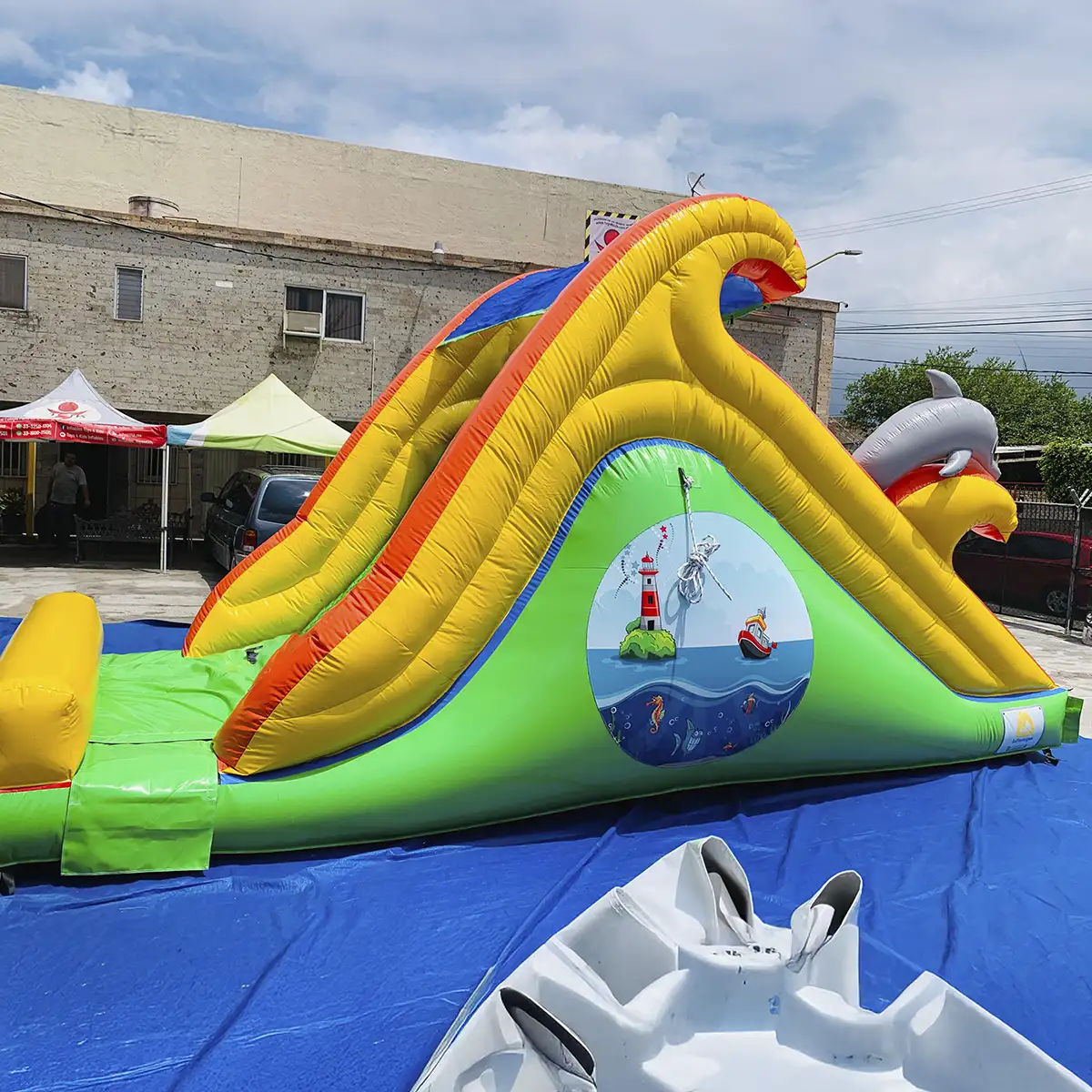 Flipper Slide Yellow vista 02